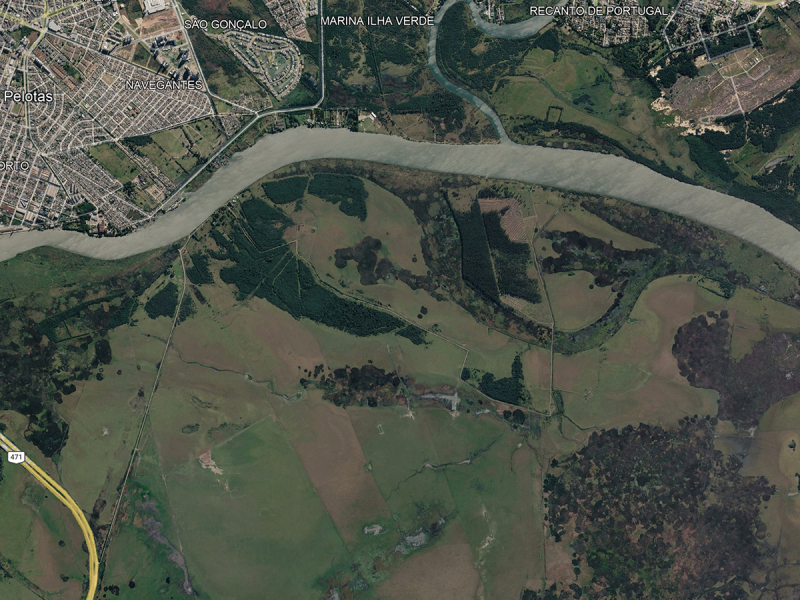Foto de Fração de Campo com 237 Hectares no Povo Novo em Rio Grande e próximo a Pelotas